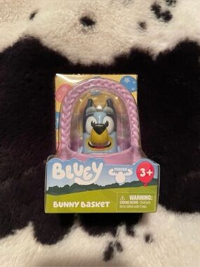 Bluey Bunny Basket NWT